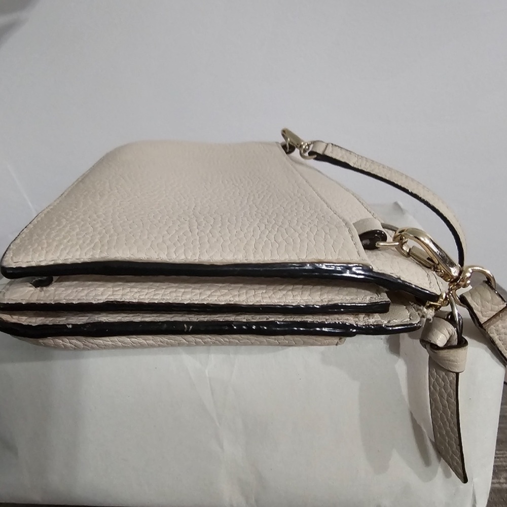 Kate Spade Crossbody - Picture 8 of 11